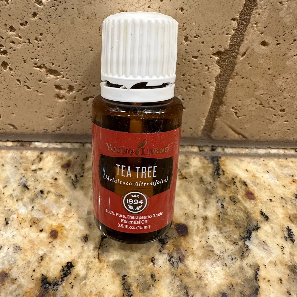 Young Living Tea Tree Essential Oil, 15ml